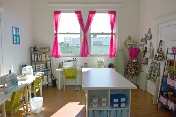 How-to Declutter and Organize The Craft Room